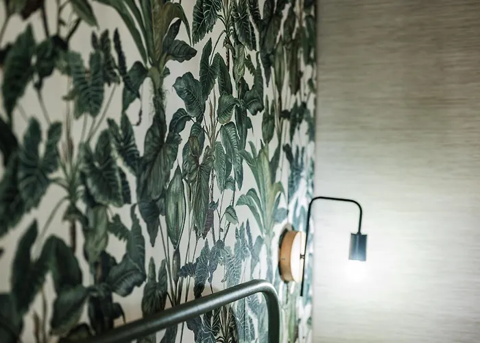 The Leaf - Arco Della Pace * Milano